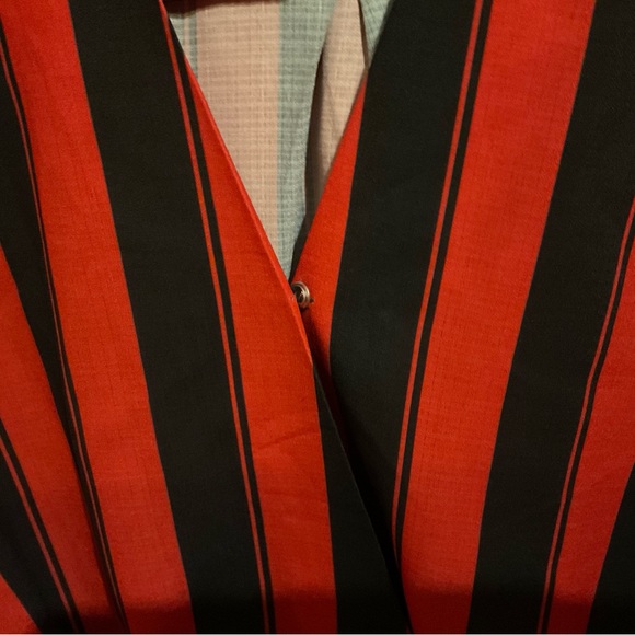 Red and black v neck blouse - Picture 2 of 4